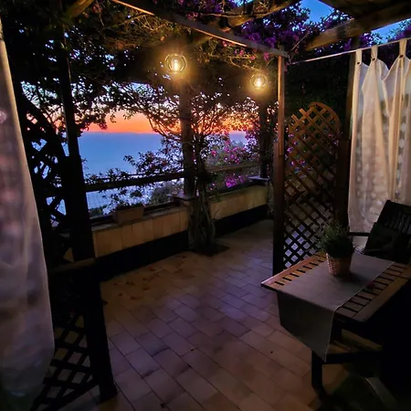 Giglio View Retreat 아파트 *
