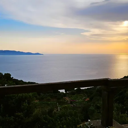 Giglio View Retreat * 포르투산투스테파노